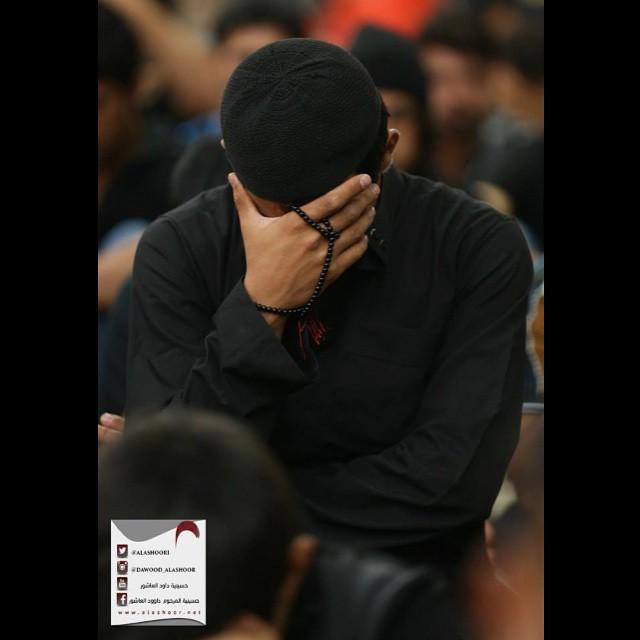 iraq555_i's tweet photo. بينـهـ يـ بن المرتضـﮯ هموم الثگيلہ
وغير شخصک گلي يآهو نشتگيلـہہ😔
#اللهم_عجل_لوليك_الفرج✋
🙏 http://t.co/Z8e6lpuACz