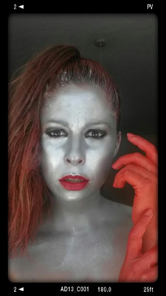 SaraMakeupArtis's tweet image. #silverproject #red #film @SaraMakeupArtis @FreelanceFixer @freelancerclub @ChapelfordFilms @TheCreativeBook