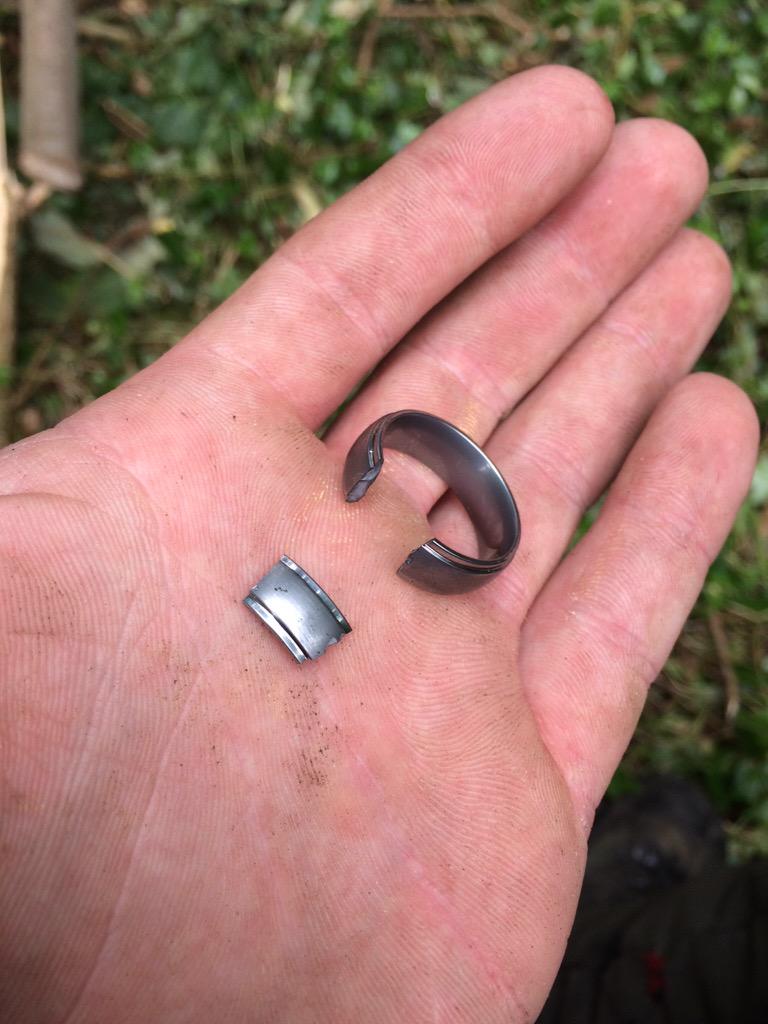 ATS_Rhino's tweet photo. @hsamueljeweller my tungsten ring has just snapped/shattered what can you do?! http://t.co/GqWip8GR2i