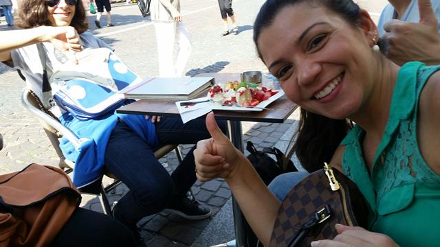 evolanguage's tweet photo. Sommer, Sonne, Eis: Unser #Deutschkurs in #Mainz hat Spaß! :-)   #sprachenverbinden #deutschalsfremdsprache #mayence http://t.co/c9SeMDB5st