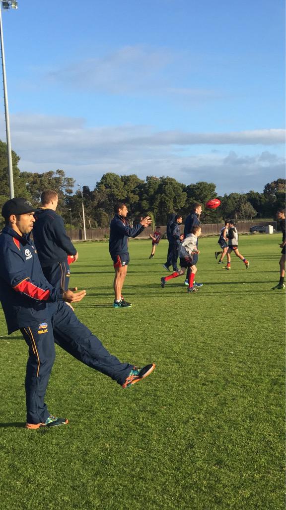 sanfl_IP's tweet photo. 2016 Kickstart preparations commenced tonight under the watchful eye of @bunji_XXIII and a couple of Crows superstars http://t.co/cKjSXNjJoO