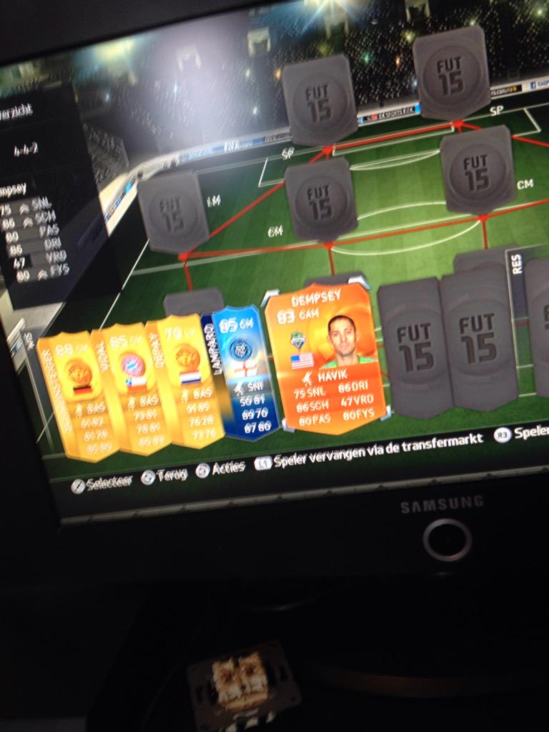fut_taking's tweet photo. Who want to buy?? http://t.co/NfjlSoPjld