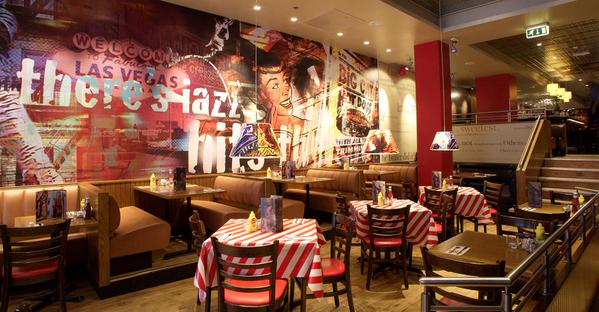 UWhendersons's tweet photo. Treat yourself this week &amp; earn 7% cash back at #tgifridays . What better way to save money #elevenseshour http://t.co/xtezDSEsOM
