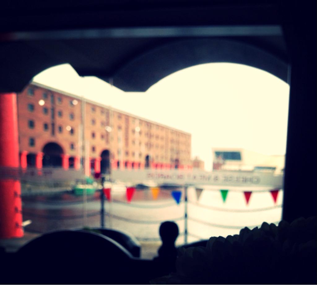 Vinealiverpool's tweet photo. Beat the Monday blues with lunch overlooking @theAlbertDock http://t.co/MweF3UXgkv