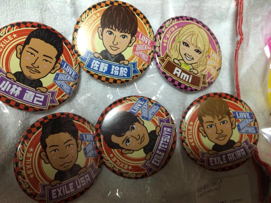 3jsbryuryu8's tweet photo. 【拡散希望】
新しい缶バッチお譲りします。
佐野、直己、Ami、USA、TETSUYA、AKIRA。佐野1500.哲也1000.Ami1000、他定価。RT後リプ。交換は隆臣関係。ヘッダー必読。 http://t.co/pngCnwfpj0