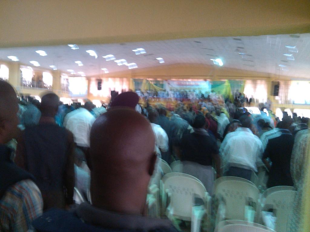 ApcOsun's tweet photo. Prof Sola Adeyeye just delivered a moving welcome address at stakeholders forum in Yoruba. @sokanlawon @APCforChange http://t.co/SvmjOWnfs4