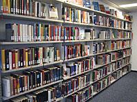 Für alle, für die Sommerzeit auch #Lesezeit ist: Über 100 Lesetipps  bit.ly/tipps1008 (eul) http://t.co/M4Ev3f6LfJ