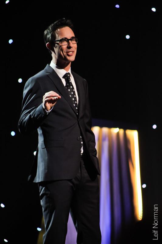 TomCavanaghBR's tweet photo. Como resistir a tanto charme, beleza e sedução?? http://t.co/Rnmma86cxR