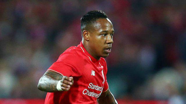 FootballTalkHQ's tweet photo. Who do you think had the best Premier League debut this weekend?

RT for Matteo Darmian.

FAV for Nathaniel Clyne. http://t.co/mM968rZu57