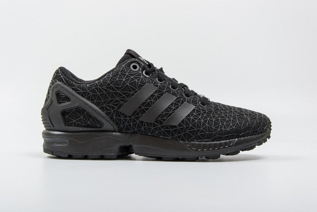 FOOTDISTRICT on "¿Impresión 3D en unas zapatillas? Queda genial en estas #adidasZXFlux. http://t.co/ZlP53EHztz" Twitter