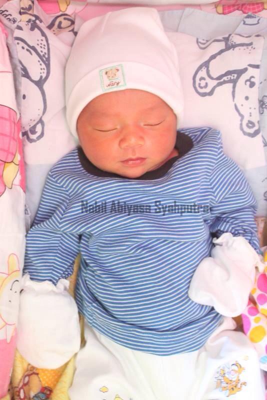 rachmatangga's tweet photo. Jagoan Ayah 😘 http://t.co/he58imoBUu