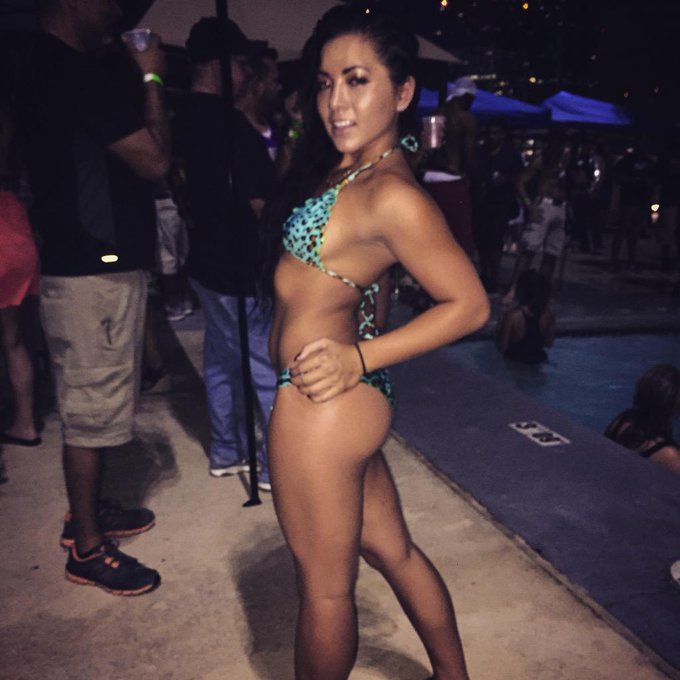 Last night 😘 http://t.co/ytgYgVUieD