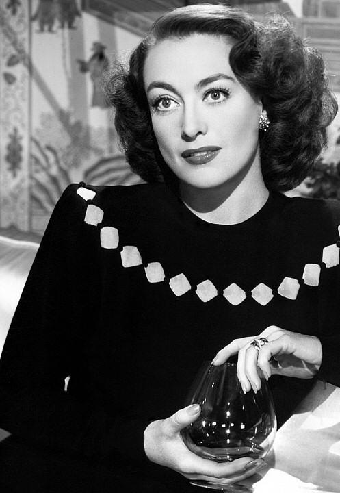 BossedUpLady's tweet photo. #JoanCrawford #SummerUnderTheStars @tcm is going2be #Great24Hours #GreatActress #SUTS #TCM #TCMParty #CoolLineup 📺🎬🍸 http://t.co/bz137CjiNq