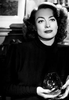 BossedUpLady's tweet photo. #JoanCrawford #SummerUnderTheStars @tcm is going2be #Great24Hours #GreatActress #SUTS #TCM #TCMParty #CoolLineup 📺🎬🍸 http://t.co/bz137CjiNq
