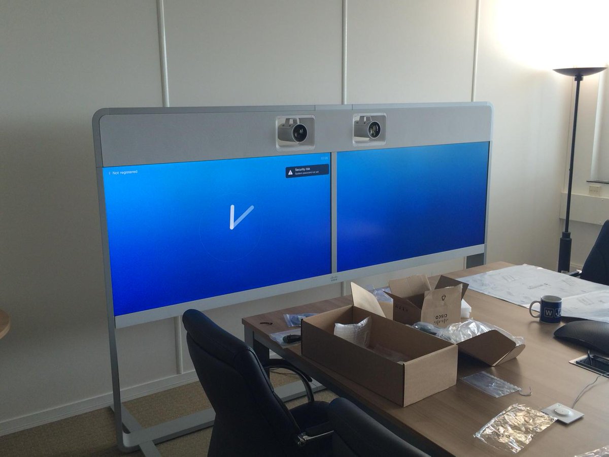 Habberjam's tweet photo. #Cisco #MX700 is now in our conference suite ... we even followed the instructions!! #Axonex #telepresence http://t.co/SMvGishZyu