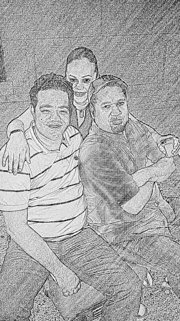 Anoche se bebio Full after Party de la Parada Dominicana <a href="/joselitonyc/">joselitonyc</a> <a href="/EdgarHdez08/">edgar.ehbienesraices</a> <a href="/Nelly1040/">Nelly</a> <a href="/YaskaraMinaya/">Yaskara Minaya</a> @EPLICAM