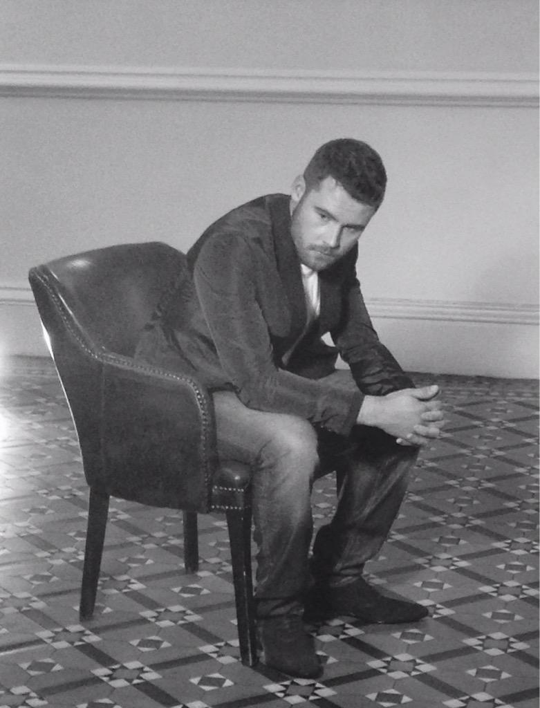 RichoJourno's tweet photo. We ❤️ Emmerdale's @DannyBMiller at Inside Soap - here he is at our  #InsideSoapAwards shoot. Is he your Best Actor? http://t.co/uPgGXY6Trw