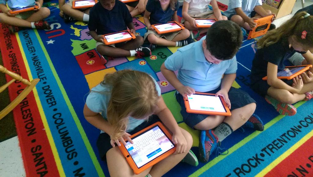 SueFether's tweet photo. Getting to know each other in Ms. Baker's 1st grade using Nearpod! @SDCprincipal @teacherSDC http://t.co/XoEco06qVv