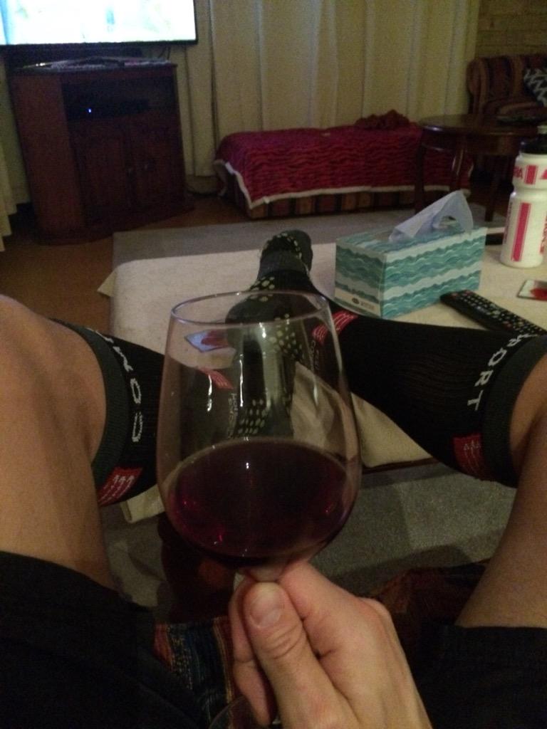scottpontague's tweet photo. Doing recovery the @blue70guy &amp; @katebevilaqua way! Feels too good http://t.co/3jsvYKMGC4