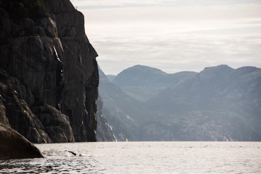 So cold my butt cheeks clanked from shivering -> wp.me/pPfm9-1nj <a href="/GUEnergyLabs/">GU Energy Labs</a> <a href="/inov_8/">INOV8</a> <a href="/otillorace/">ÖTILLÖ Swimrun</a> #weswimrun