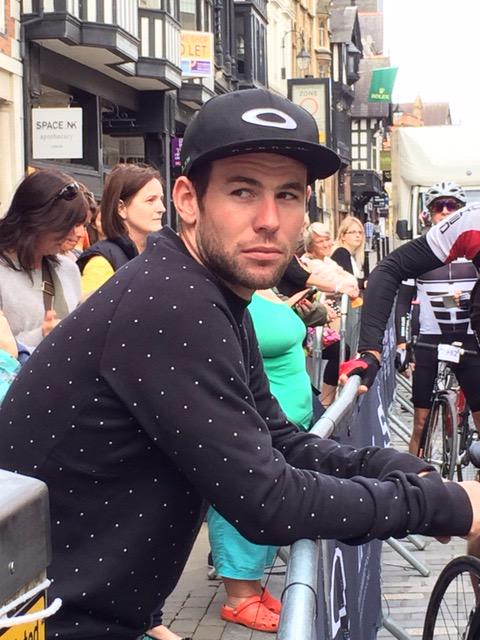 jwilliams060870's tweet image. @RiseAboveRide At the start yesterday. The man, the machine that is @MarkCavendish
