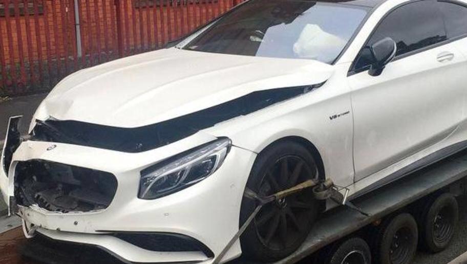 TWlTTERFootball's tweet photo. Raheem Sterling's £125,000 Mercedes Found Crashed With This On The Seat> http://t.co/NmDMTgmrRE

You won't belie… http://t.co/KAHAtroMAB