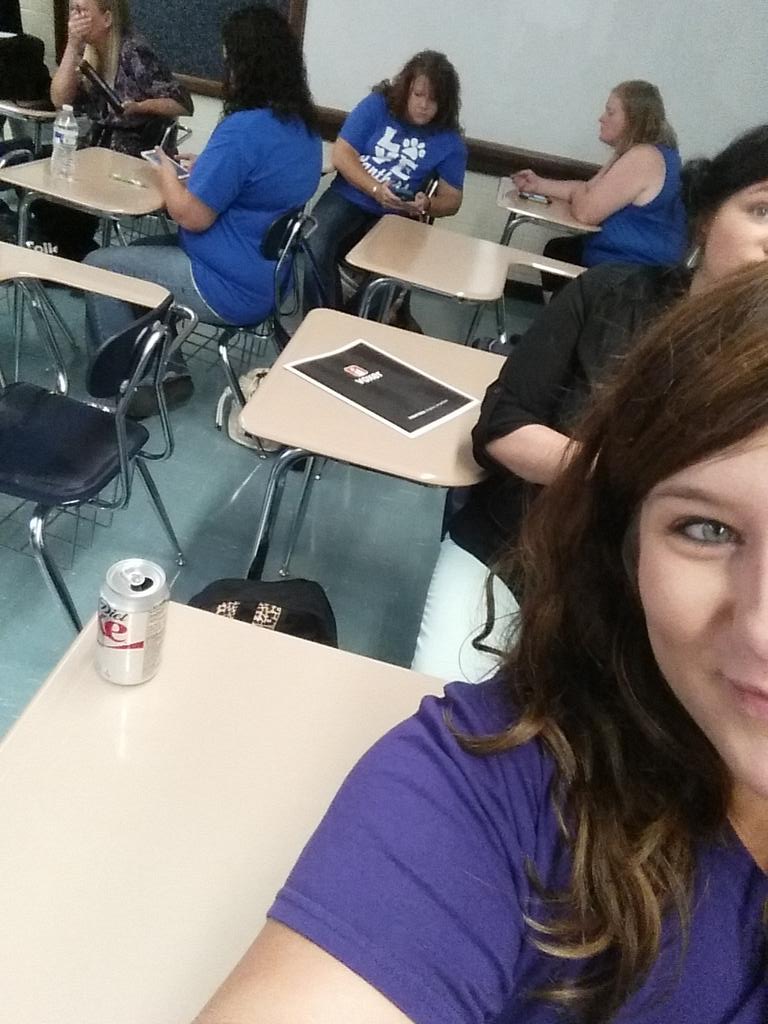 KelseyChreene's tweet photo. Super excited for remind! #qisdlearns #safeclassroon #communication @jess_staley85 http://t.co/nJ8yUMuFKE