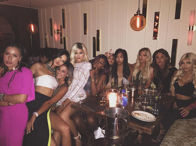 POPSUGARBeauty's tweet photo. .@kyliejenner celebrated her 18th birthday as a blonde: http://t.co/spHghrBvNQ http://t.co/Agh47mBLGU