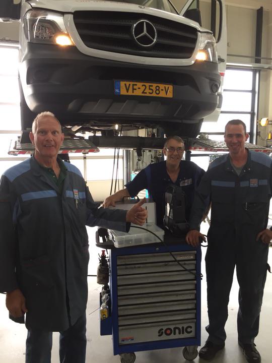 TUNAP's tweet photo. Ook #BoschCarService Van Essen kiest voor de TUNAP MP 127 INJECTOCLEAN voor het #reinigen van #vervuilde #verstuivers http://t.co/uPiPpyMQcI