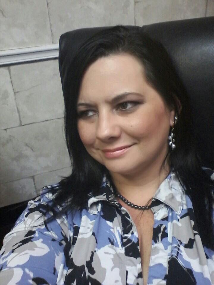 Nola_Smurfette's tweet photo. #commercial sale closing today in the board room #neworleans #sexybeast #selfie #gabw... https://t.co/yWCiljpV7r http://t.co/OL2YHmznKJ