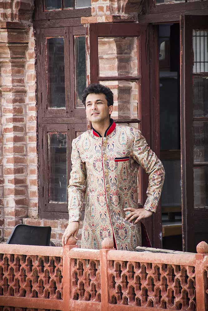 @TheVikasKhanna #BeingTraditional 
@Team_Vikas @junoondubai @Chandni_Rajani @RutujaJadhav13 @Isha_b24 @ishpreetkaurc