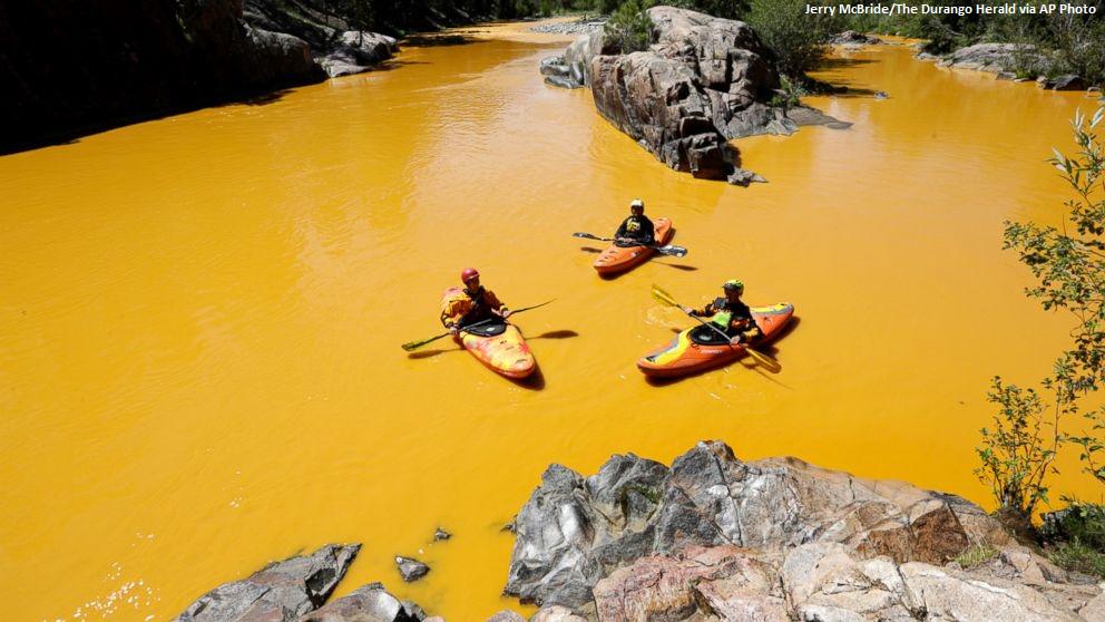 ABC's tweet image. 3M gallons of toxic water turns CO river orange; spill continues to flow through other states: abcn.ws/1gsZJSo