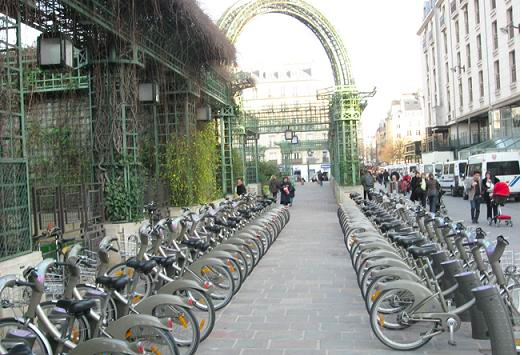 AJC_Paris's tweet photo. In Tel Aviv and Paris, we spend our summers on bikes
#ParislovesTLV #TelAvivsurSeine #Telofun #velib @AJCGlobal http://t.co/dTxdc2loD3