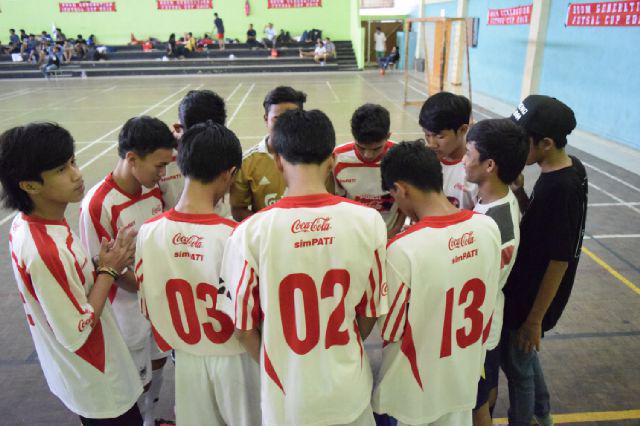 Warbrown Family tweet media