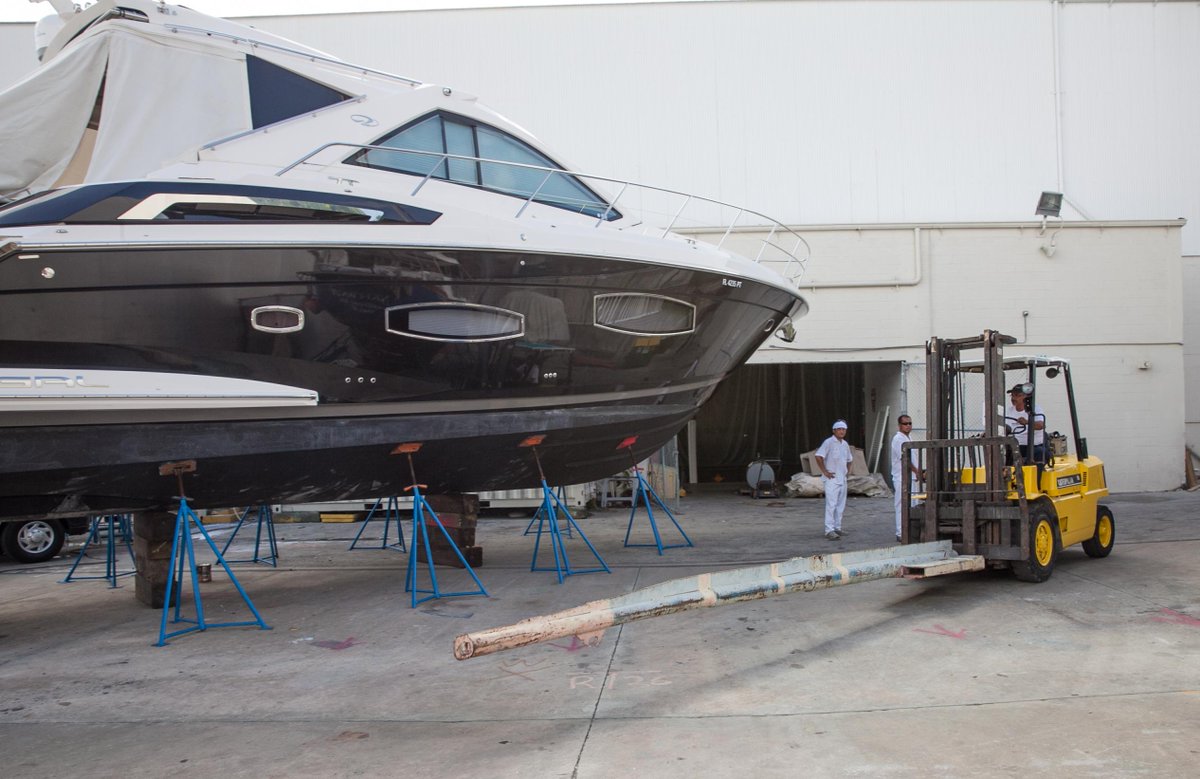 RMKMiami's tweet photo. #RMKMerrillStevens​ latest project!
http://t.co/zmLCE7MKLz
#Shipyard #MiamiShipyard #Repairs #Refit #Yachts http://t.co/mJnKThFQm3