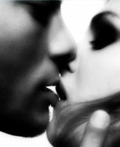 autumnraynne2's tweet photo. He promised to always love and adore her. Then he left.
http://t.co/NHUf8CxD91 #IFNRTG #RetweetTeam #erotica http://t.co/rX8tcbYzVb