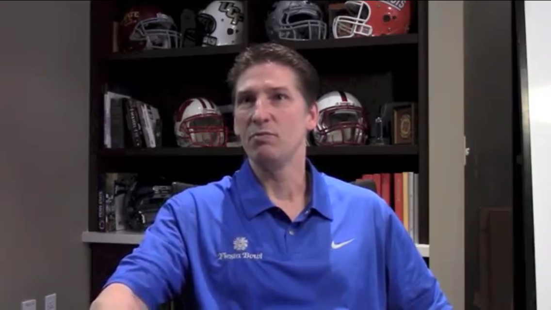 PositiveCoachUS's tweet photo. #3 viewed resource over the weekend: Parents Should Let Coaches Coach http://t.co/nPcx7SI60J http://t.co/jYbZBJ1UGk