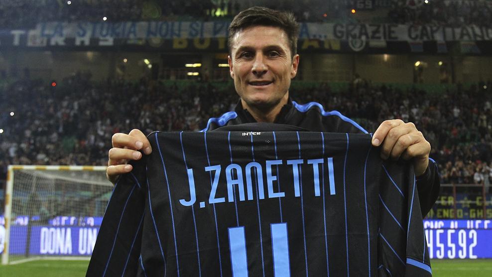 Happy birthday to Ilhan Mansiz (40), Javier Zanetti (42) and Roy Keane (44)!
 