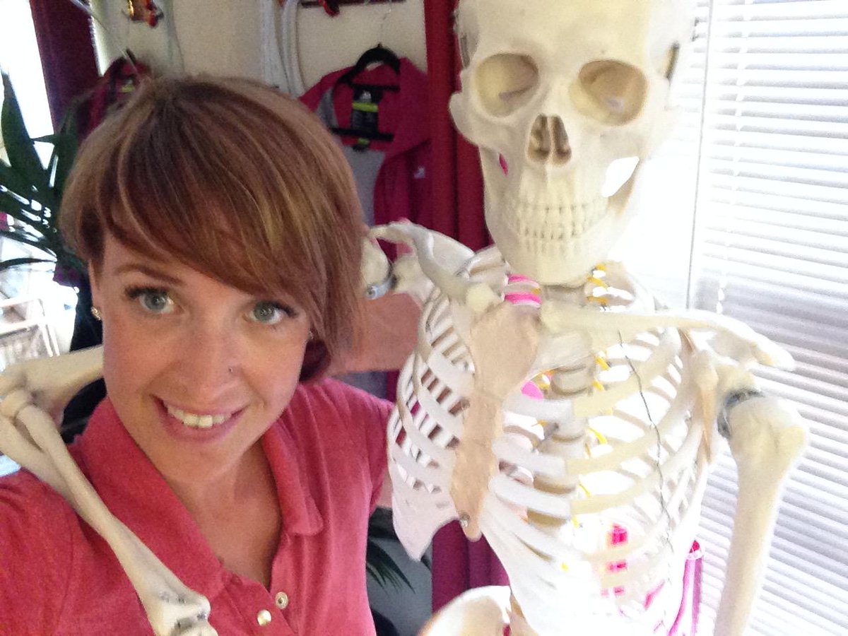 sethna_gemma's tweet photo. Busy day in #holt! Marv says hi 😀#massage #northnorfolk 😎 http://t.co/k6HDHoEBE7