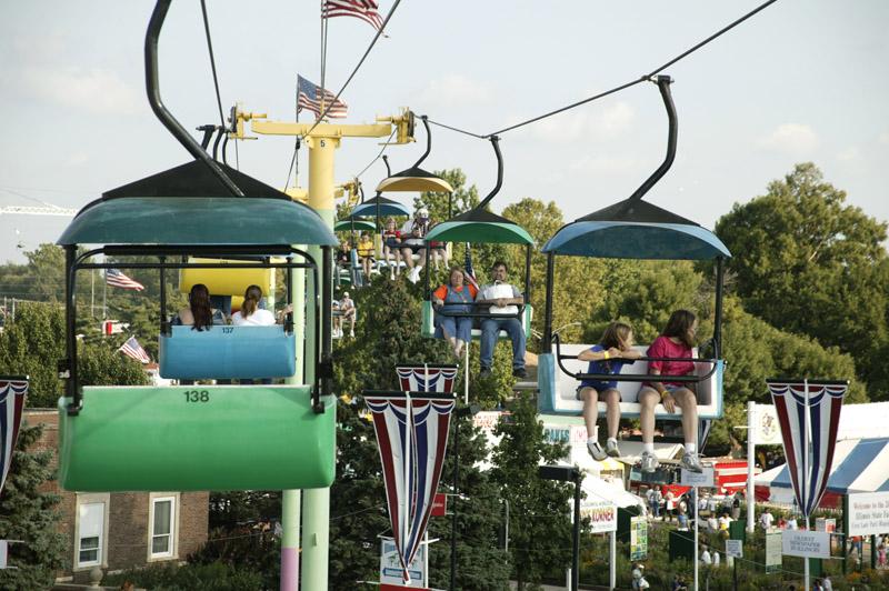 ILRoute66's tweet photo. .@ILStateFair kicks off this week! We'll be there a few days w/ Looking for Lincoln. Say hi! http://t.co/7GOvpLOwAp http://t.co/gsjb5u3bsn