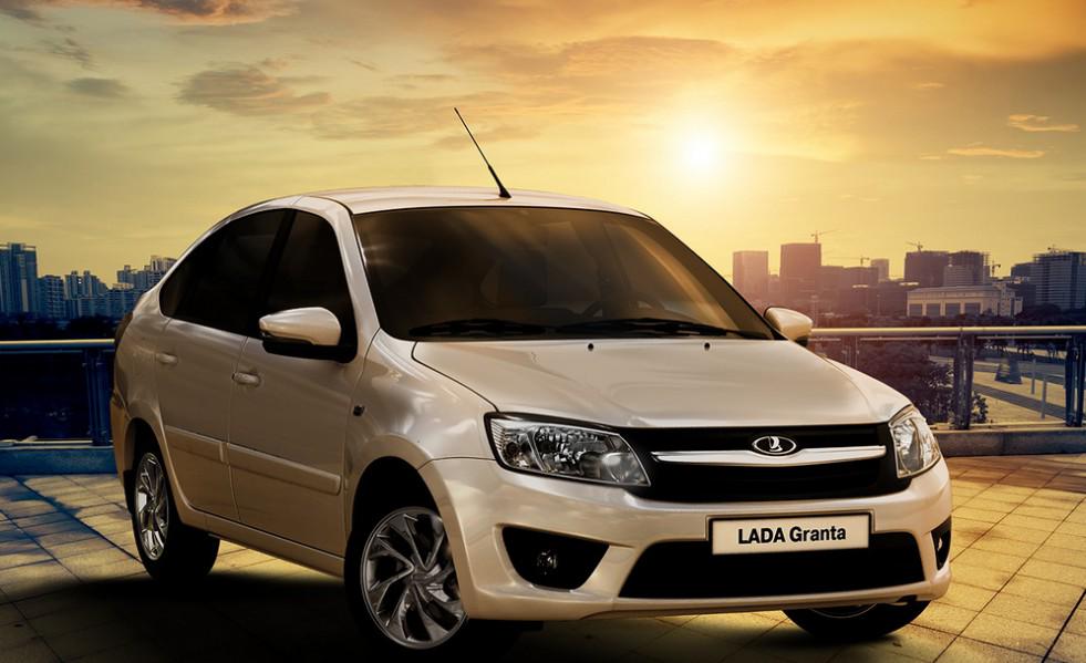 Avtoinsider's tweet photo. Lada Granta заняла 3 место по продажам в России - http://t.co/ba1GwCsk9x http://t.co/dK5yVyAfEs