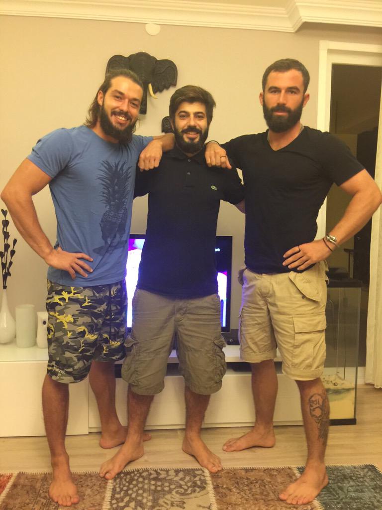 ALLSTARhilmicem's tweet photo. Ada Biter Dostluk bitmez http://t.co/h3DdDJEwap