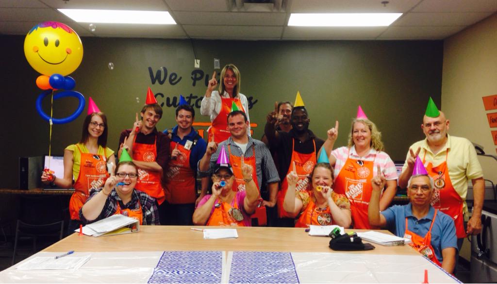 TriciaRoss9's tweet photo. Looking forward to winning in 2H! #wheresjenn #badgerup #partyinroanoke @BookerTrina @Jennyolandon http://t.co/geYJ7iBPzW