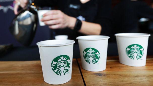 Sbux_triangle's tweet photo. Pop in with the kids tomorrow and grab a FREE lolly per child with your order!!   #keepthemquiet  #timeforschoolyet? http://t.co/sn56KMlZrz