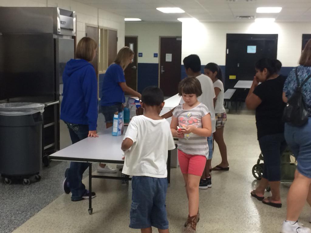 otmstigers's tweet image. Ice Cream Social tonight for 6th Grade OTMS students! 4-5pm