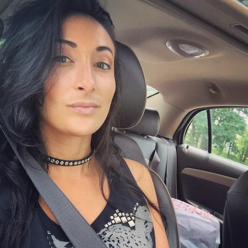 AliciaMMusic's tweet photo. We all got through another Monday! #wedidit #wevewon #celebrate #Mondays 🐯 http://t.co/ttx4Q6OwHC