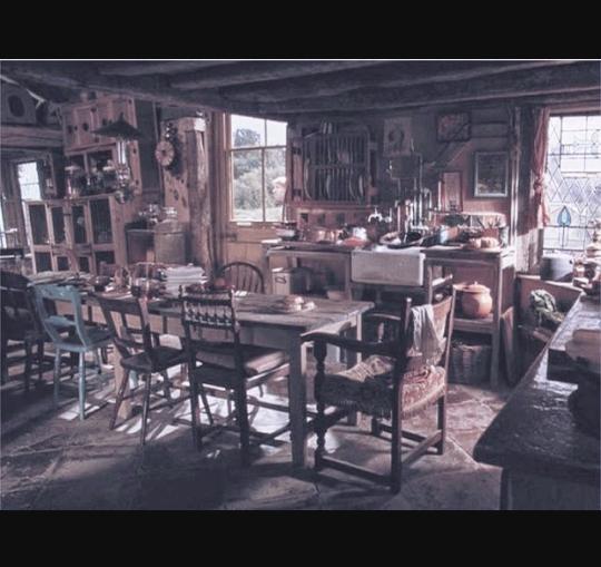 OtroPotter's tweet photo. -Es la mejor casa que he visto nunca. http://t.co/4ytGCf71XE