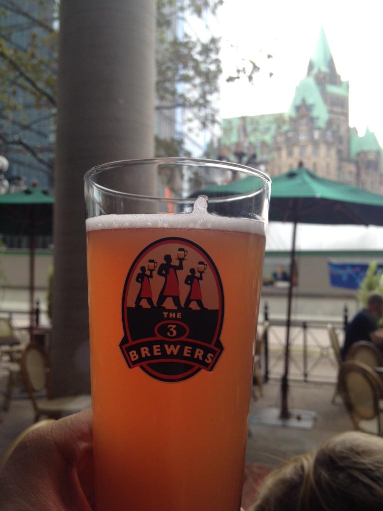 BudweiserJets's tweet photo. #NotBud
@kenmargil would be so proud http://t.co/qZoN0iKmRE
