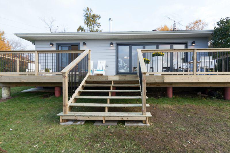 smcgillivray's tweet image. We're halfway through summer but it's not too late to invest in your backyard:  scottmcgillivray.com/design-renovat…