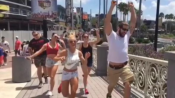 WildmanTanner's tweet photo. I won, obviously. #TannerStyle http://t.co/zxZARdKXTq